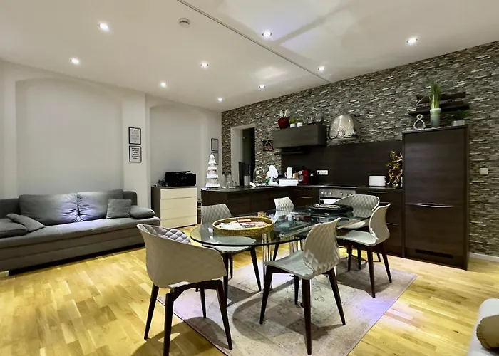 Beefree Loft L Beletage Im Stadtpalais I Whirlpool I Metro