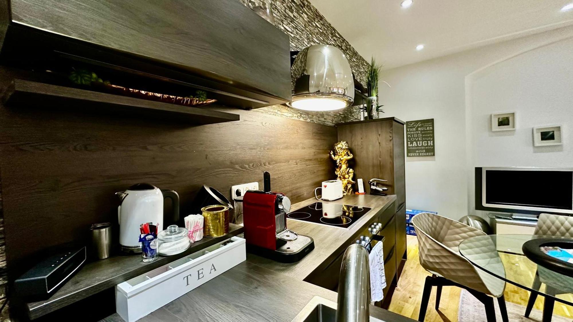 Beefree Loft L Beletage Im Stadtpalais I Whirlpool I Metro Apartment Nuremberg